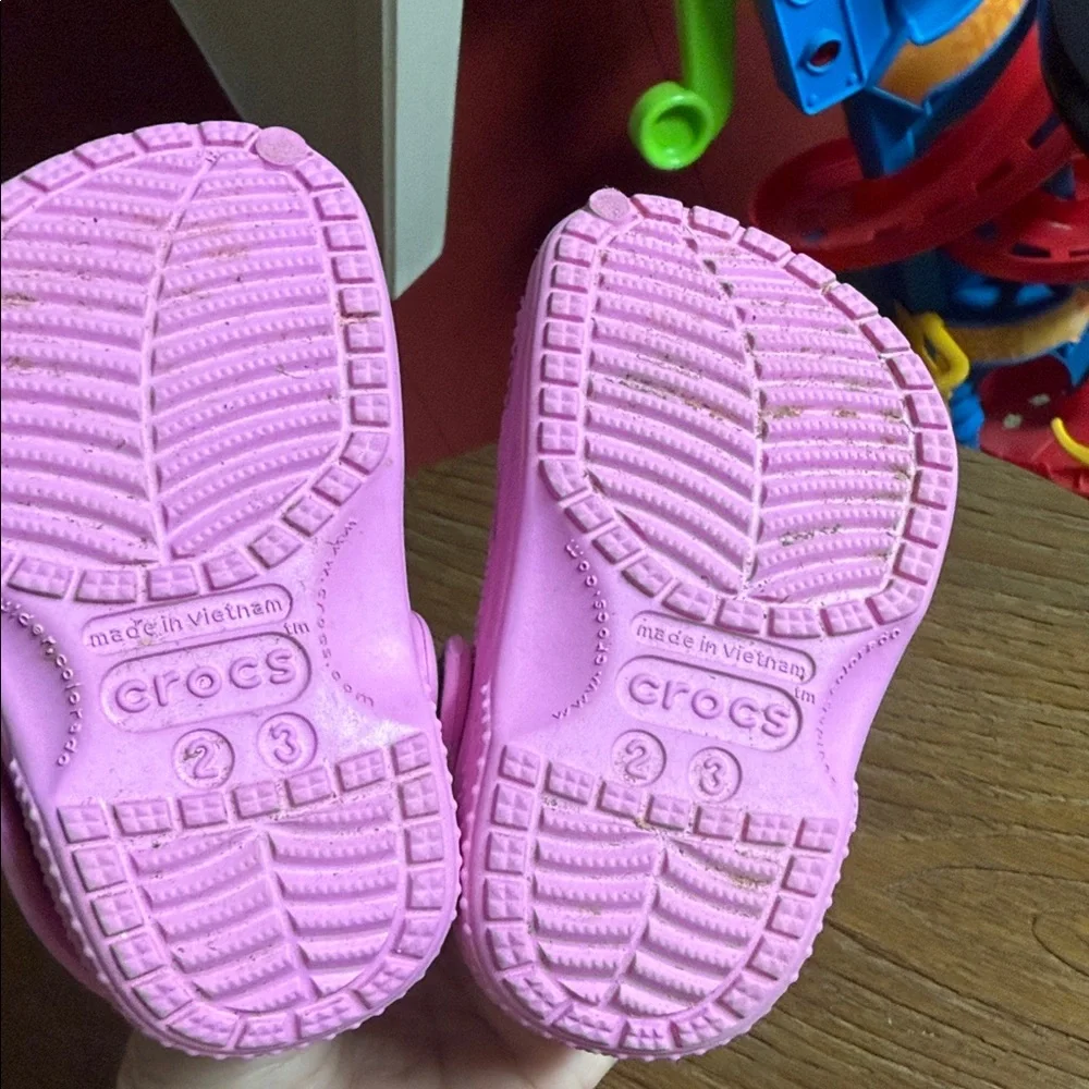 CROCS Kids Bright Pink Sandals
